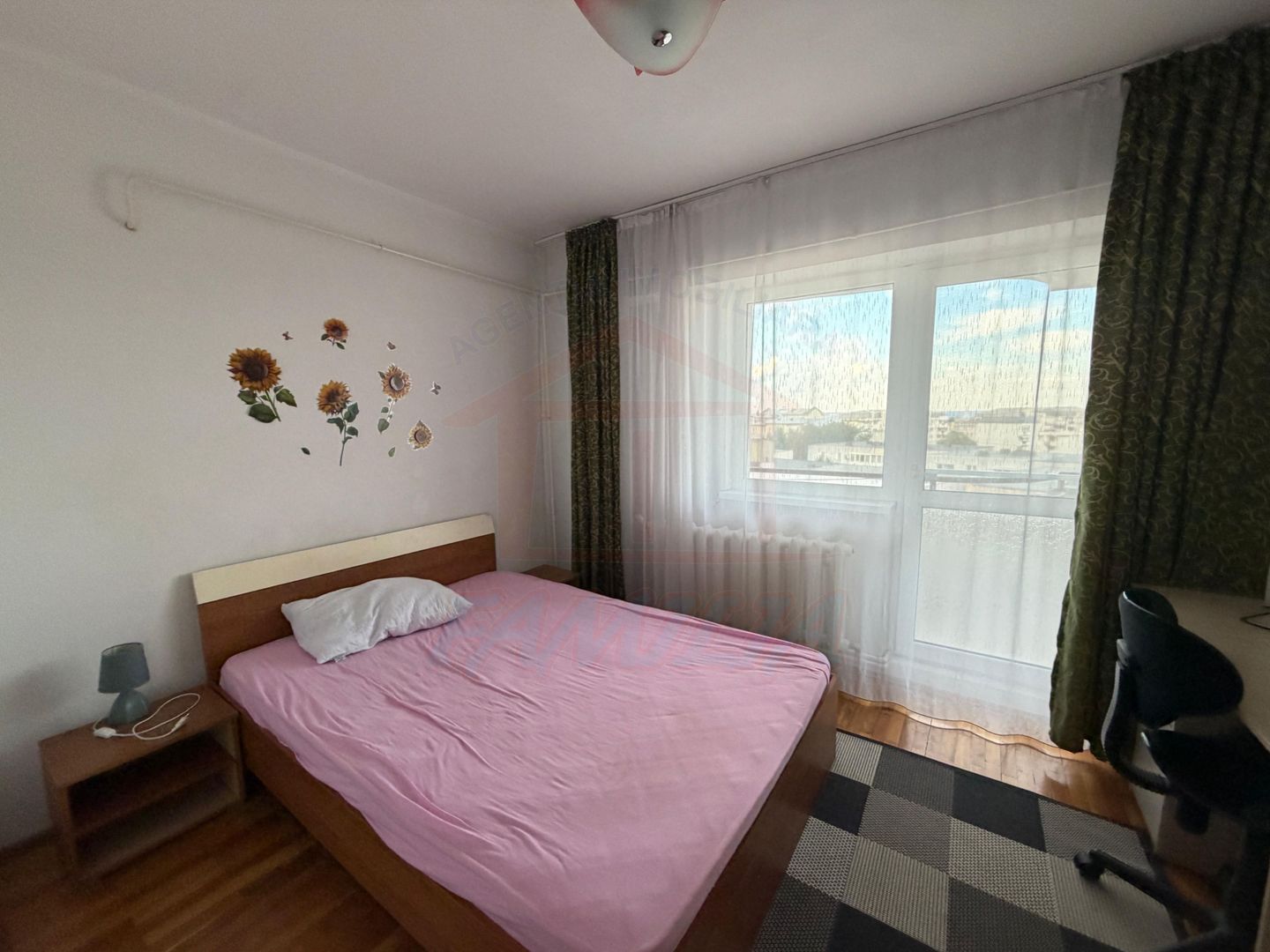 APARTAMENT 4 CAMERE | Piața Centrală | 700 €/lună - Poză 3