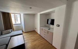 De închiriat: Apartament tip loft cu mezanin, 30 mp–Zona Ultracentral - Poză 1