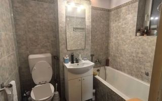 Apartament 2 camere. Zona Bdul Obregia. Etaj 1. - Poză 3
