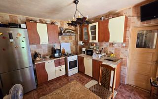 Casa de vanzare in Gradiste - Poză 13