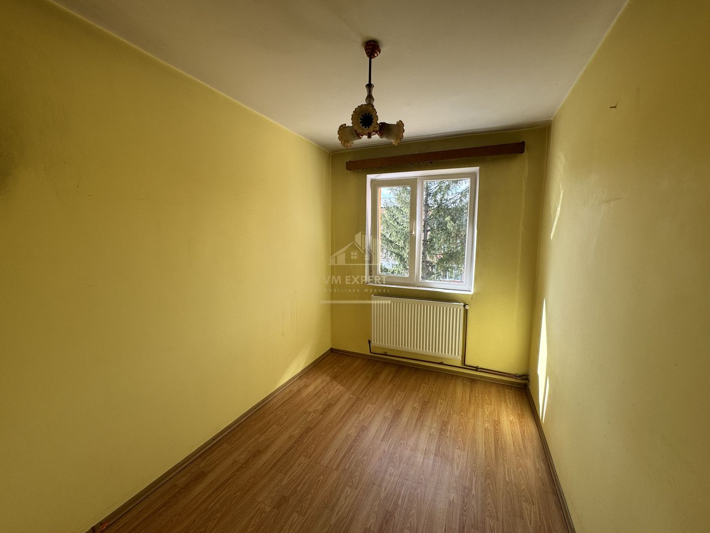 APARTAMENT 3 CAMERE, CAMPULUNG, VISOI - Poză 2