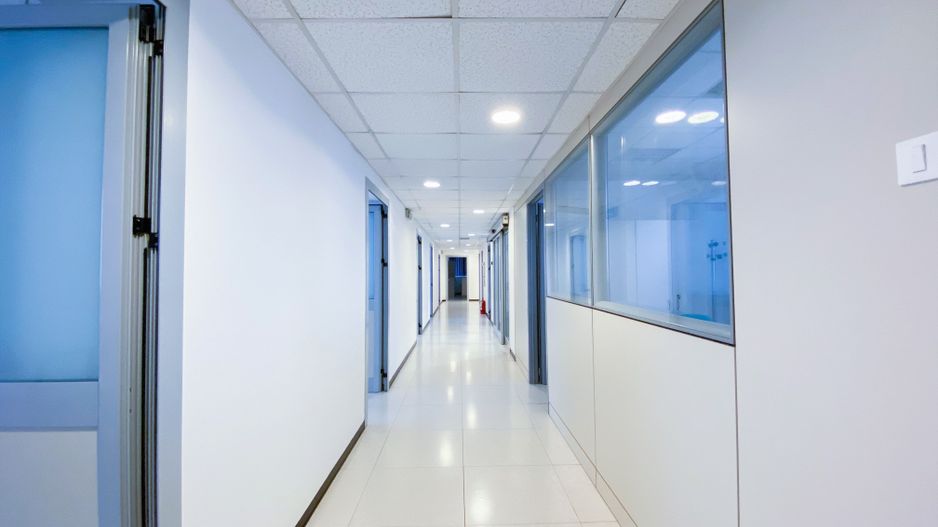 De inchiriat in cladire birouri P+5 etaje – PARTER - Poză 5