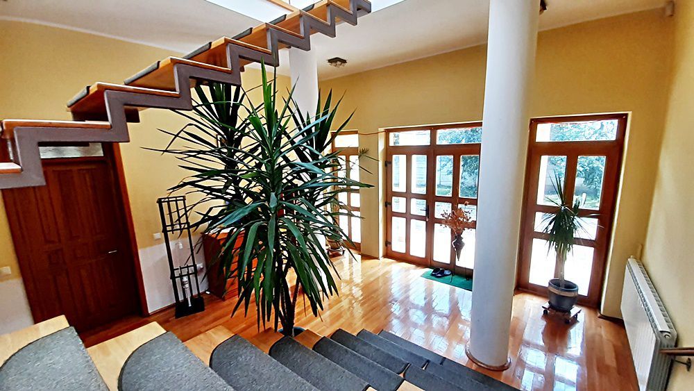 Vanzare casa saseasca renovata total, la 7 Km de Brasov - Poză 10