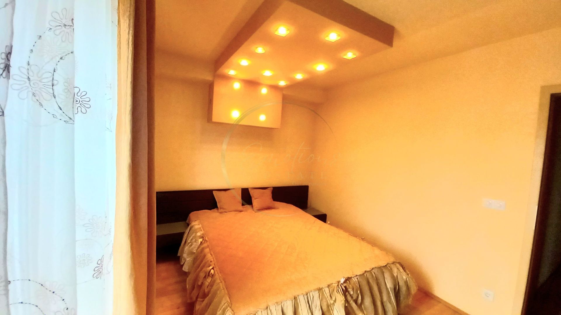 PREȚ PROMOȚIONAL | Apartament 4 camere - Lipovei | SPAȚIOS ȘI LUMINOS - Poză 3