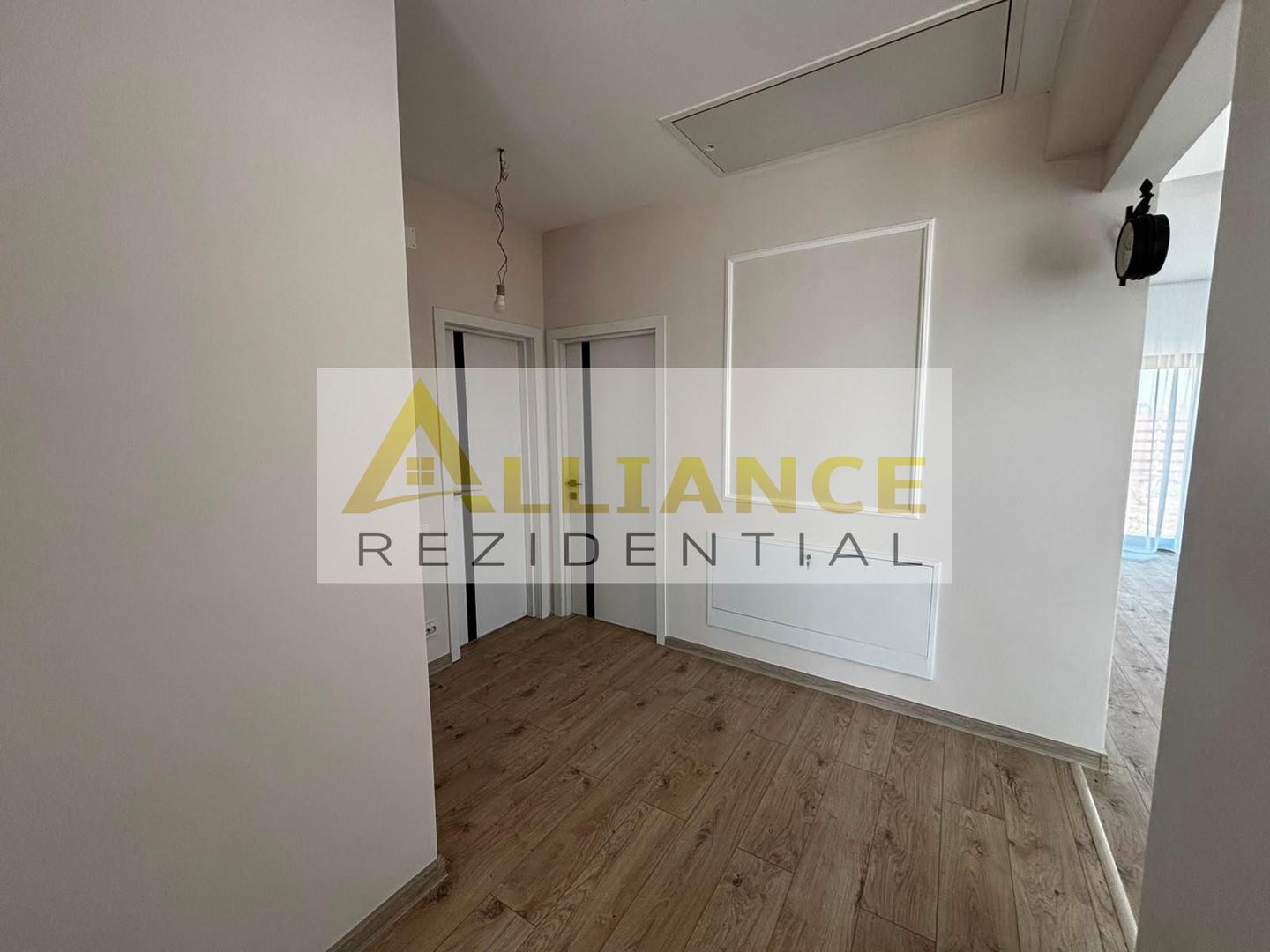 Casă individuală  3 camere 2 băi teren 375 mp ! - Poză 4