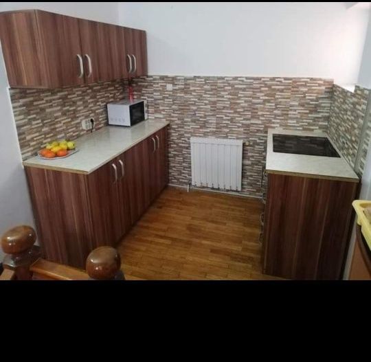 De vanzare casa 330 mp - Poză 3