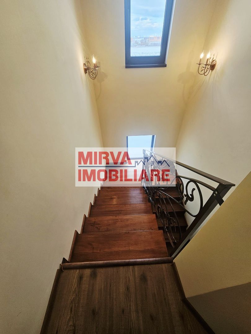 Vilă spațioasă Strejnicu S+P+1E+M, 8 camere, garaj, teren 595 mp - Poză 85