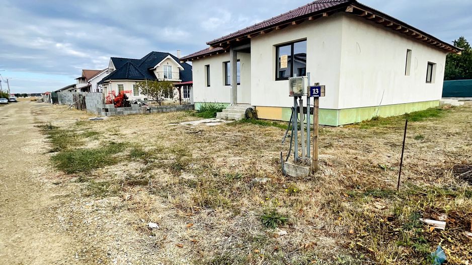Casă Individuală Parter ,4 Camere, 490 mp Teren, Oradea - Poză 3