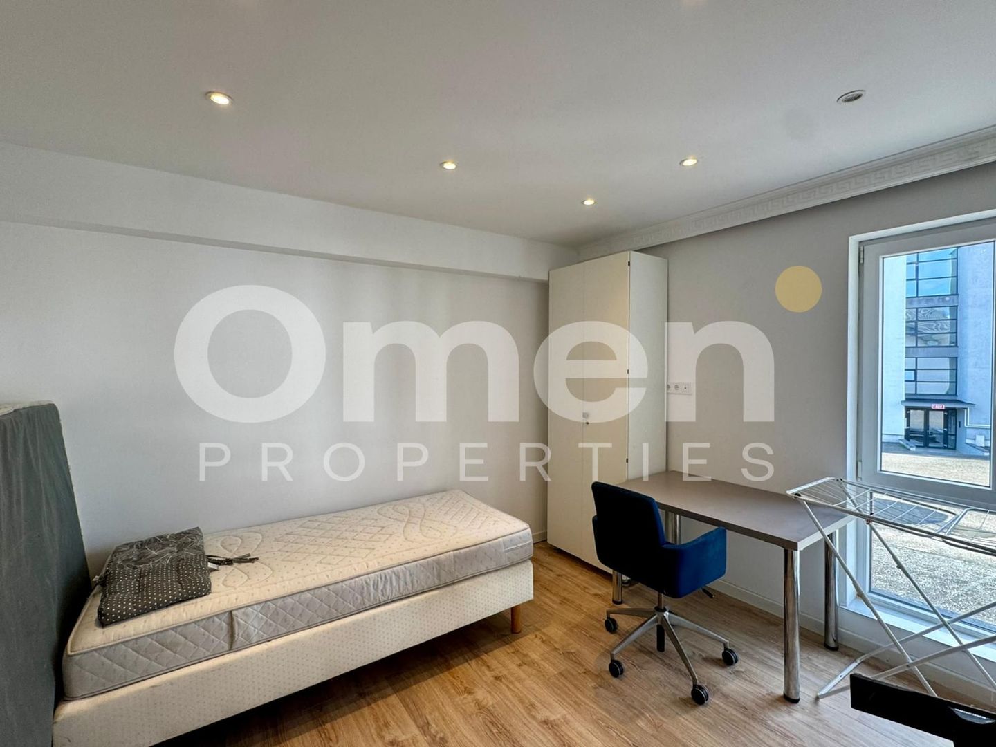 Apartament 4 camere de închiriat | zona Mărul de Aur | etaj 1 | parcare inclusă - Poză 11