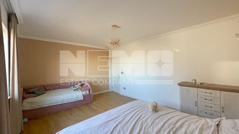 CASA MODERNA CU 4 CAMERE SI CURTE | 161 MP+48 MP ANEXA | VOLOVAT - Poză 8