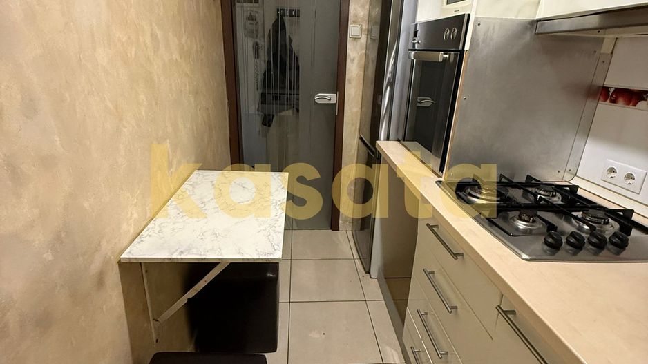 Apartament 3 camere Romană – de închiriat, poziție ultracentrală - Poză 5