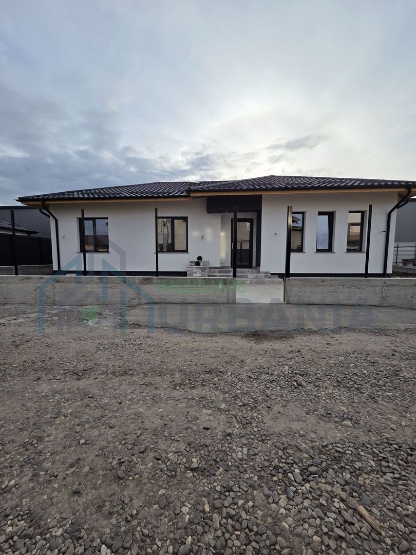Casă cu 3 dormitoare de vânzare în Dancu - Poză 1