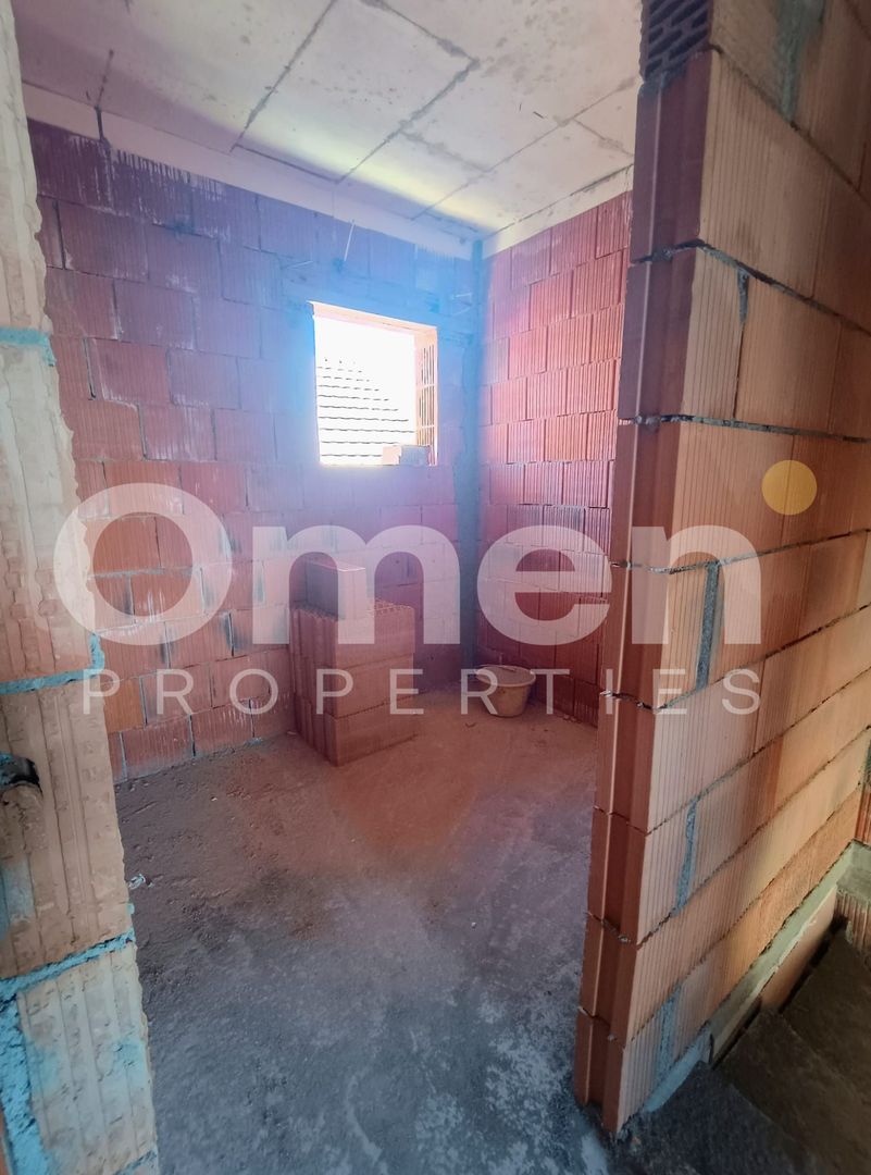Duplex | La roșu | Zonă liniștită | Curte proprie - Poză 15