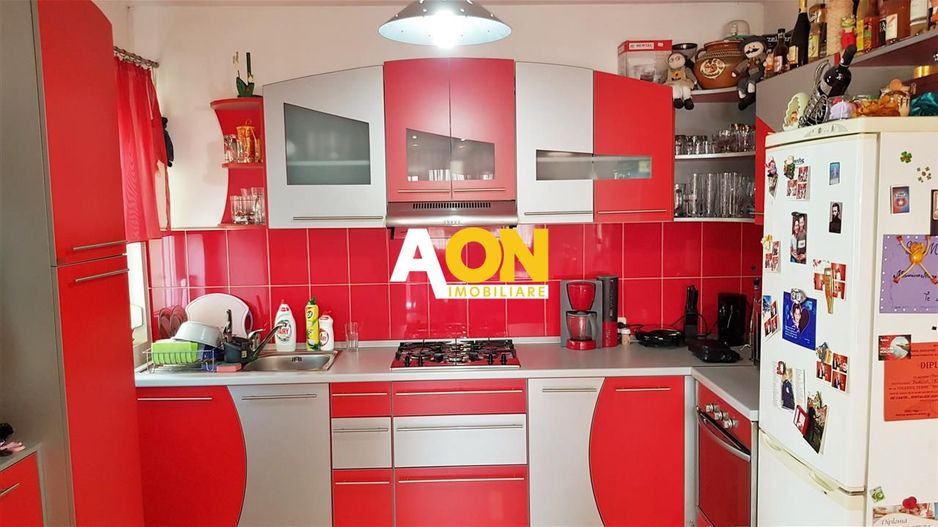 Apartament 4 camere, 78 mp utili, et.1, cu garaj si boxa - Poză 3