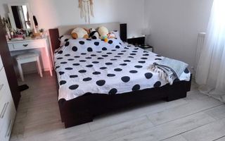 Casă P+M de vânzare în Șendreni – 162 mp, teren 700 mp,  partial mobilată - Poză 11