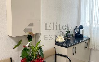 Casa cu 4 camere central in Oradea - Poză 3