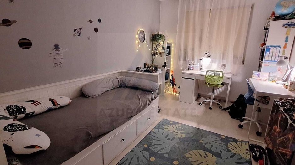 Apartament modern 3 camere 2 bai 2 balcoane etaj 2 si parcare Turnisor - Poză 4