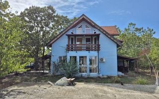 Casa P+1 din lemn - Mihailesti - Poză 1