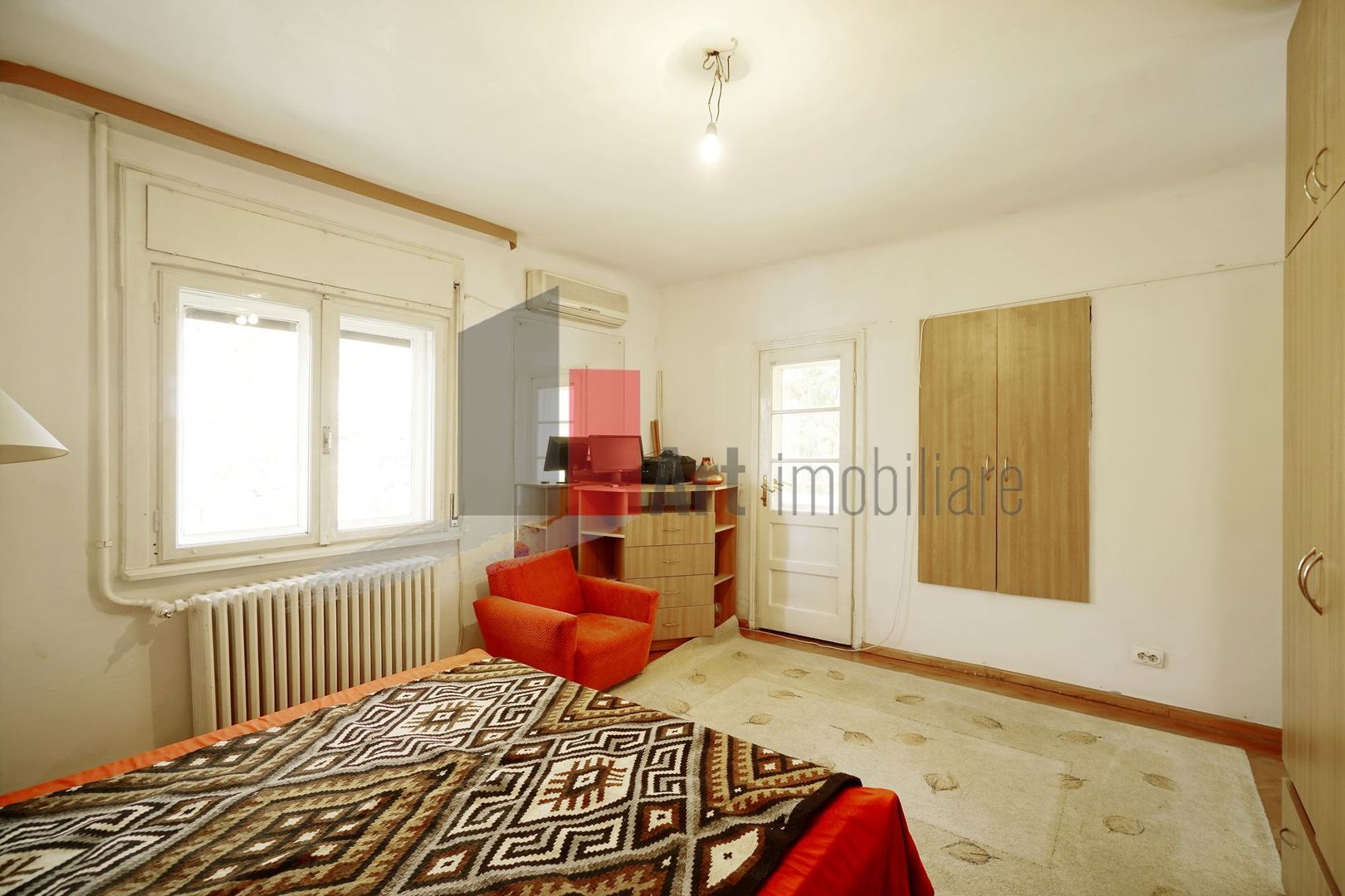 Vatra Luminoasa, jumatate de vila, intrare separata - Poză 10