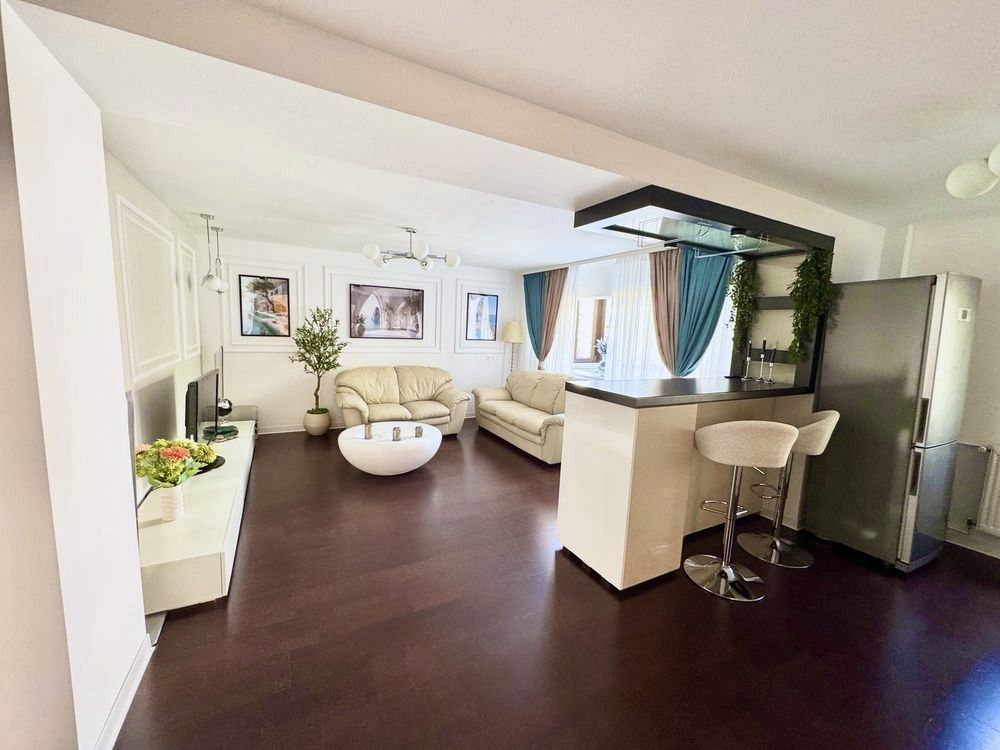 Vanzare Apartament 2 Camere Mall Vitan Superb 60 mp Mobilat & Utilat Premium - Poză 1