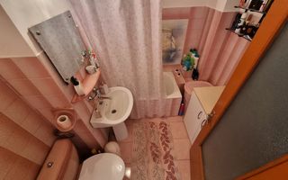 Apartament decomandat cu 3 camere, balcon, Ampoi 1 - Poză 8