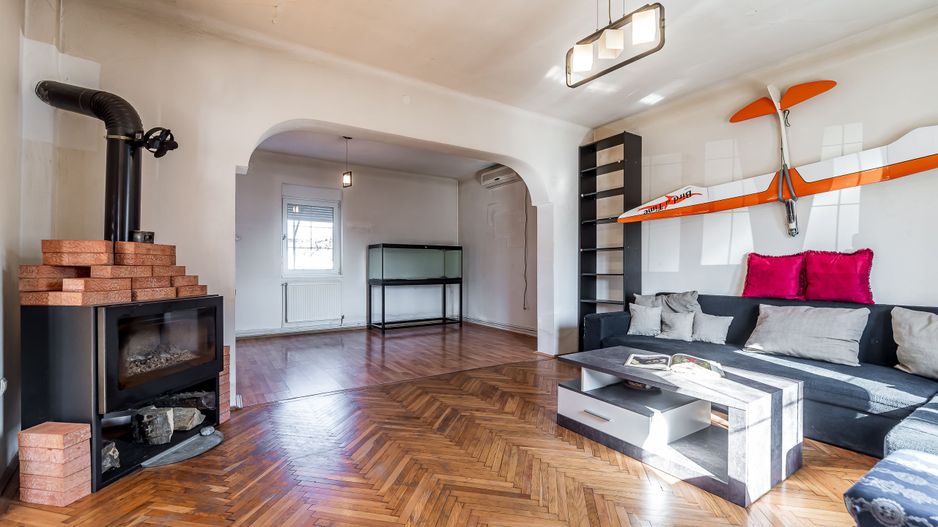 Casa ideală pentru familie: școală la 3 min. Zonă foarte liniștită. - Poză 7
