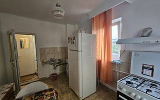 Apartament etaj casa cu teren 430 mp, N. Balcescu, stradal - Poză 7