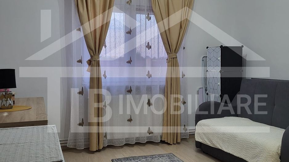 Garsoniera, 32mp, Zona Sangeorgiu de Mures - Poză 1