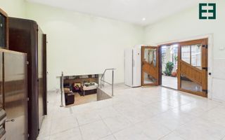 Casă cu 10 camere și 1437 mp teren în Ineu - Arad - Poză 32