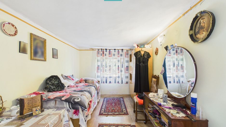Casă cu 3 dormitoare în Bătania - Poză 7