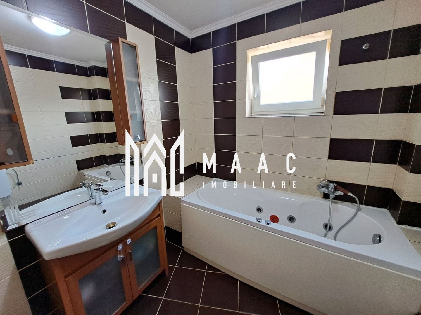 Apartament 2 camere | Etaj 2 | Balcoane | Parcare | Selimbar - Poză 6