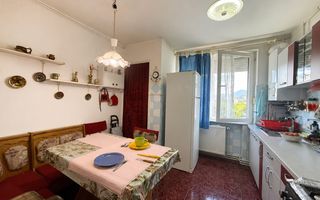Apartament 3 camere, Centrul Civic , Orientare însorita - Poză 2