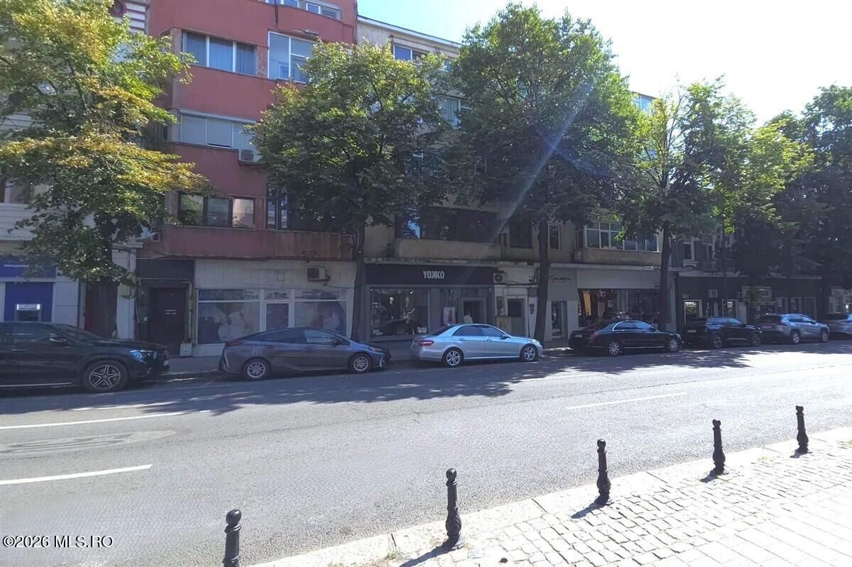 Centru - Bd Tomis 76, apartament cu 2 camere plus garsoniera separata! - Poză 37