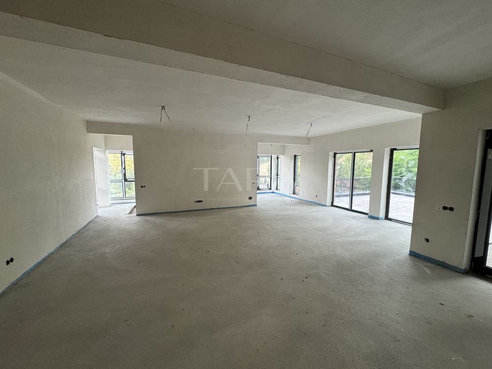 Casa modernă în Feleacu, cu teren de 850 mp, terasă generoasă și curte amenajată - Poză 2