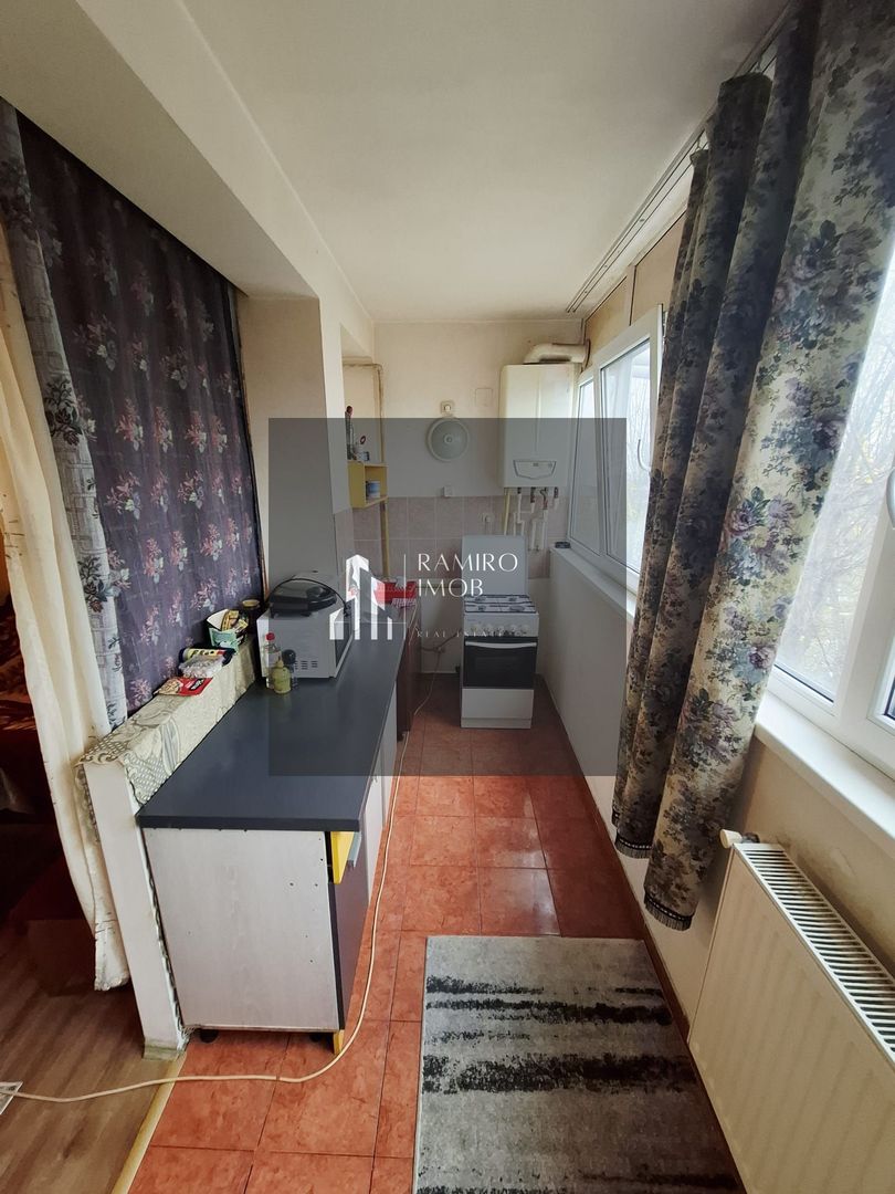 Apartament 2 camere Resita - Poză 1