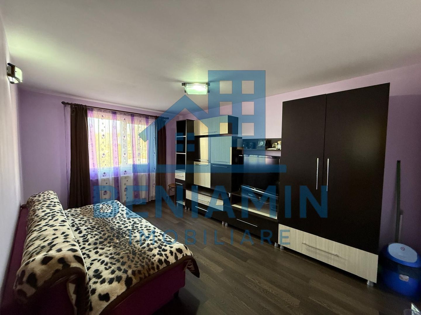 Casa P+1-cu 3 dormitoare-2 bai-Living-Bucatarie-Bariera Valcii - Poză 9