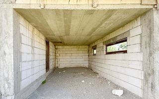 Casă cu potențial imens P+M, teren 7,91 ari, zonă liniștită, Ocna Șugatag. - Poză 6