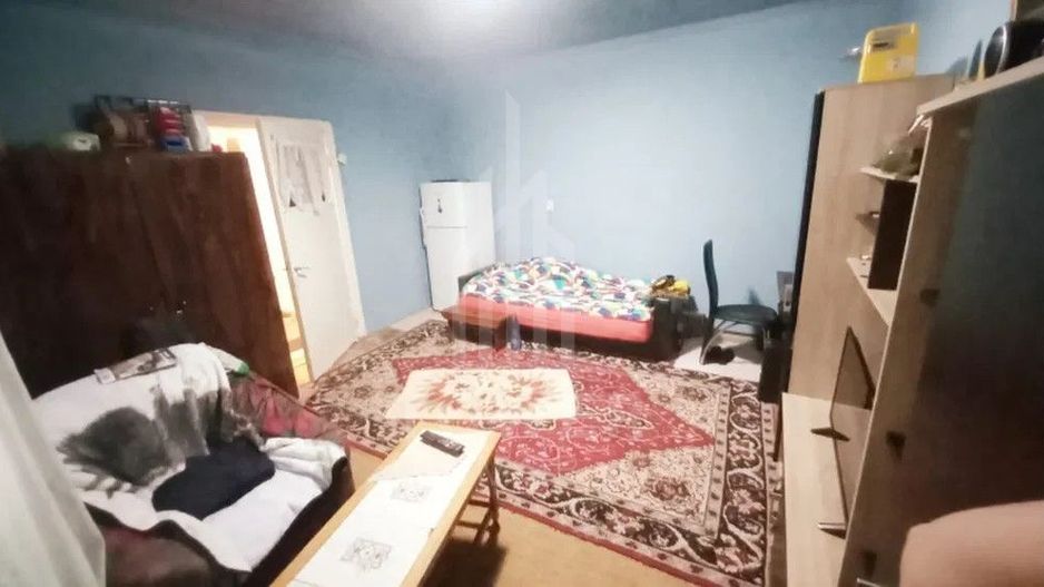 Casa tip duplex 2 camere de vanzare singur in curte Vasile Aaron - Poză 3