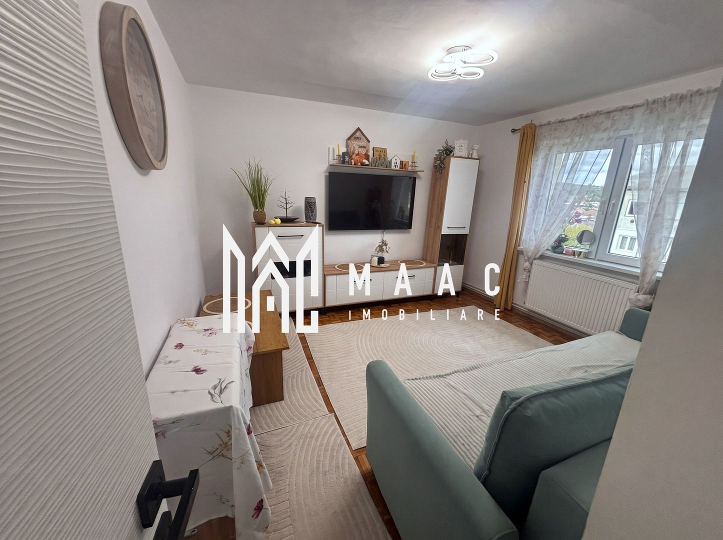 Apartament 2 camere de vânzare | Cisnădie, Central | renovat - Poză 1
