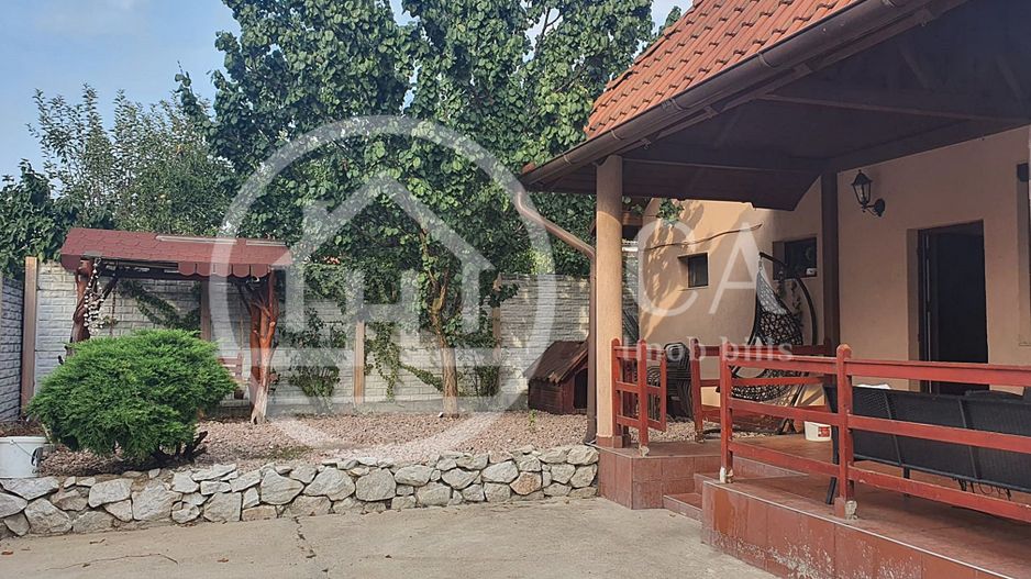 Casa de vnzare 4 camere pe zona Rogerius, Oradea. - Poză 14