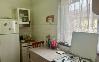 Casa Centru/ 4 camere / teren 920mp - Poză 7