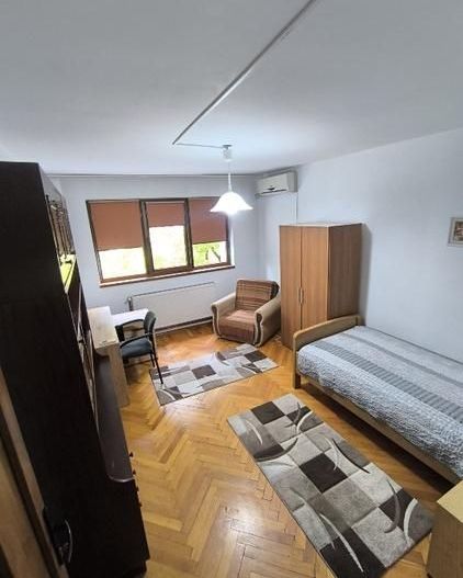 Complex -Studentesc | 2 Camere | Decomandat | Centrala Proprie - Poză 1