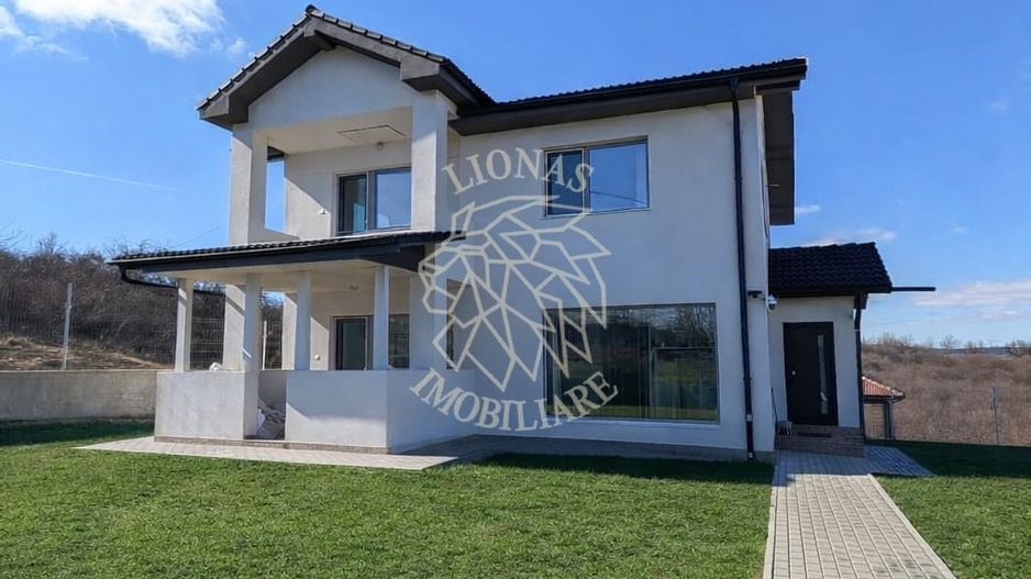 Casa 4 camere 154 mp-teren 600 mp-panorama spre oras-Zona La Soare - Poză 1