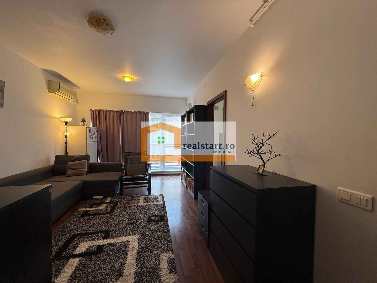 Rasarit de Soare, et8/11, Auchan Titan, disponibil imediat - Poză 2