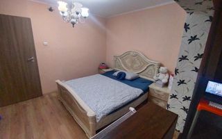 Apartament 3 camere Aradului, 2 bai, 2 balcoane , centrala proprie - Poză 4