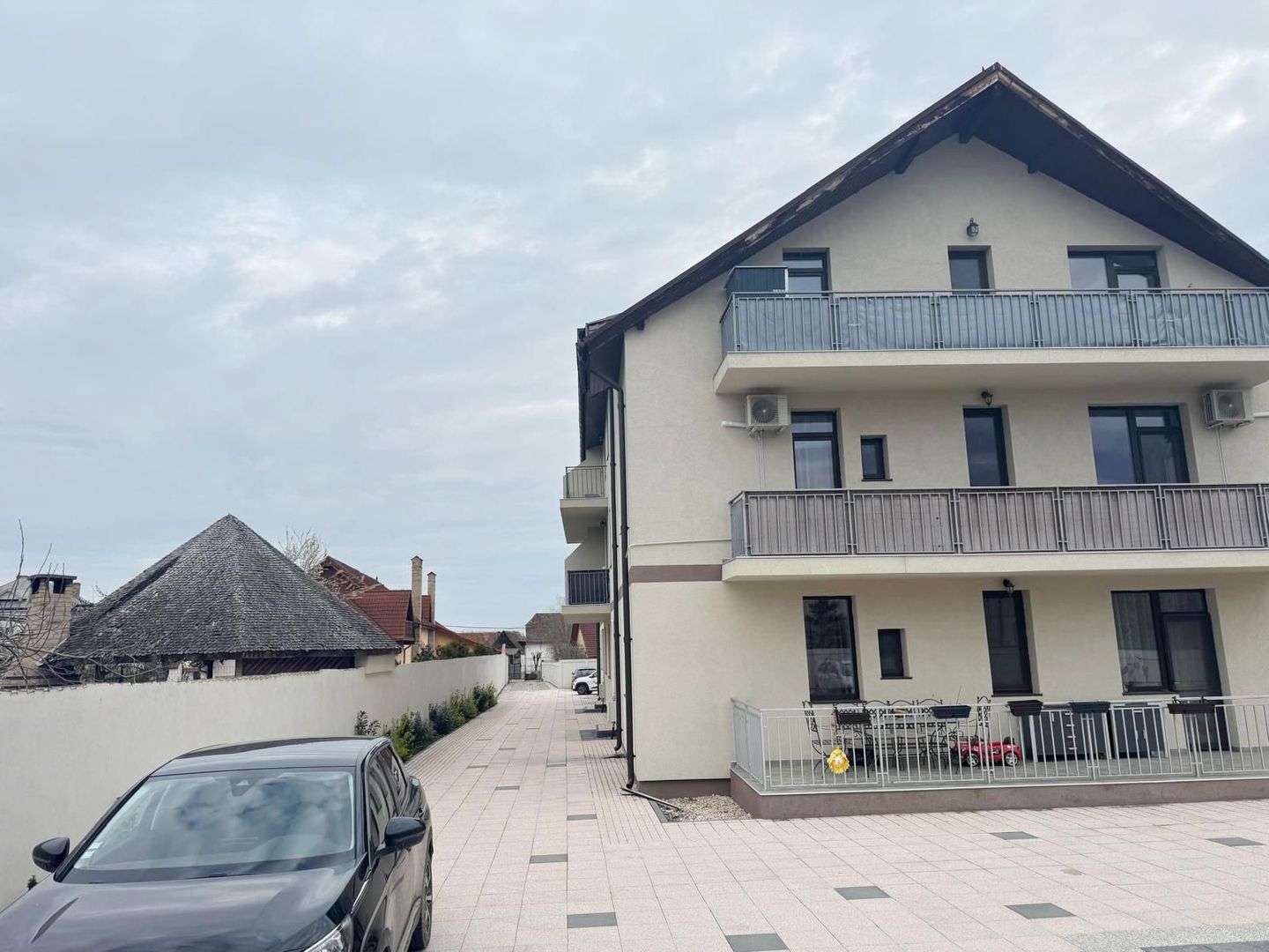 Apartament cu 3 camere in bloc nou - Poză 9