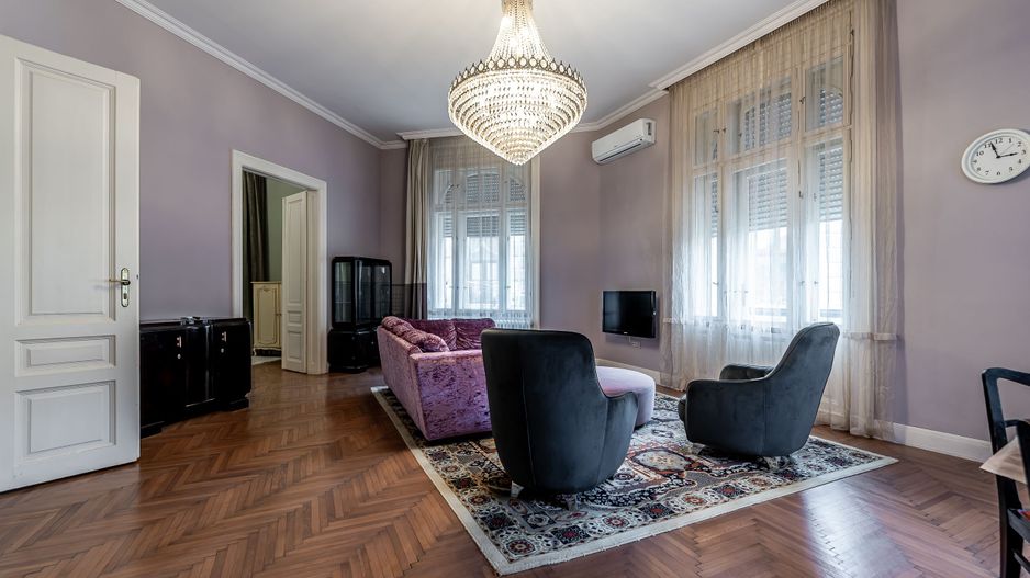 Apartament spatios cu 3 camere de LUX pe Metianu Comision 0 - Poză 1