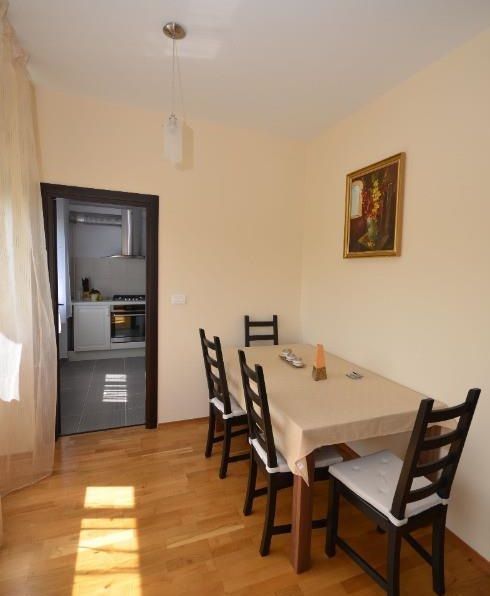 Închiriez apartament 3 camere cu acces la piscina Aleea Privighetorilor - Poză 10