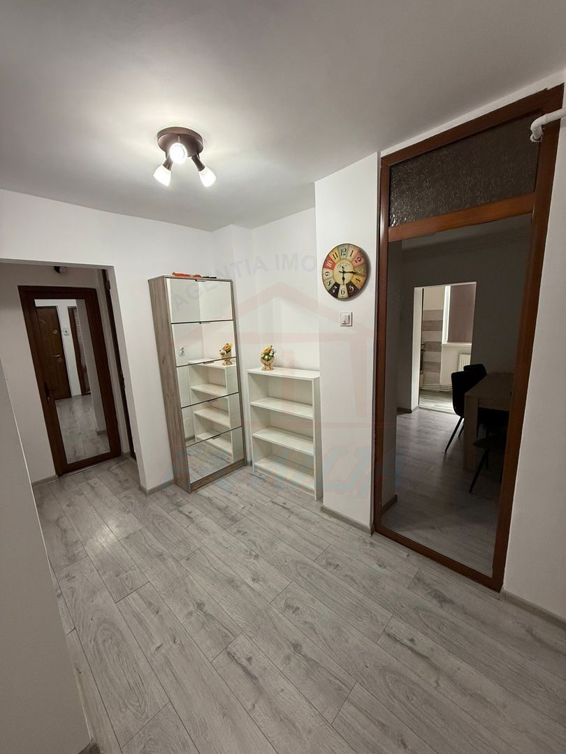 🏠De închiriat apartament 2 camere decomandat | Micro 16 | Etaj 2 - Poză 1
