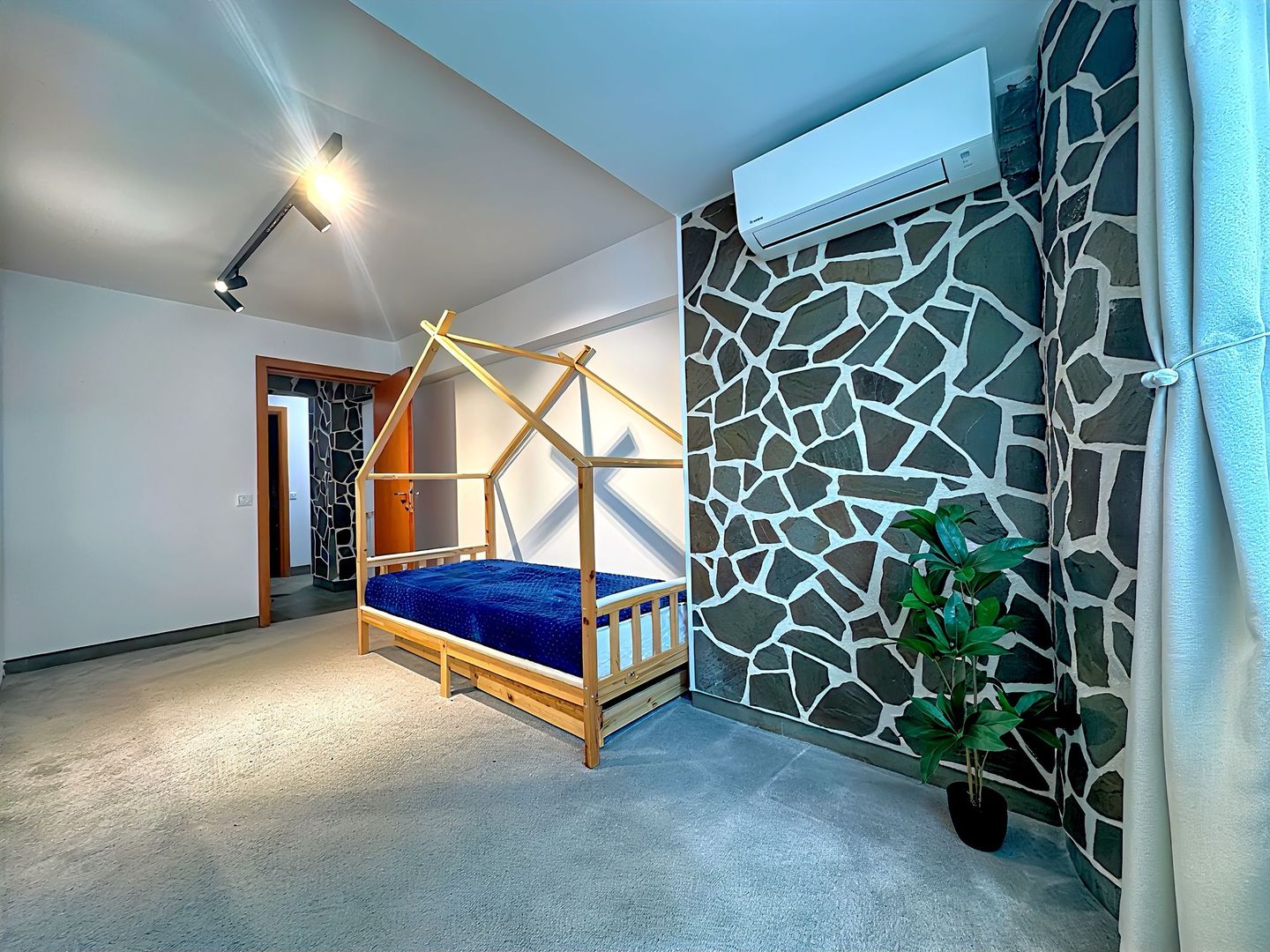 Decebal | 3 camere 97 mp utili | Centrală proprie | Etaj 2/8 - Poză 18